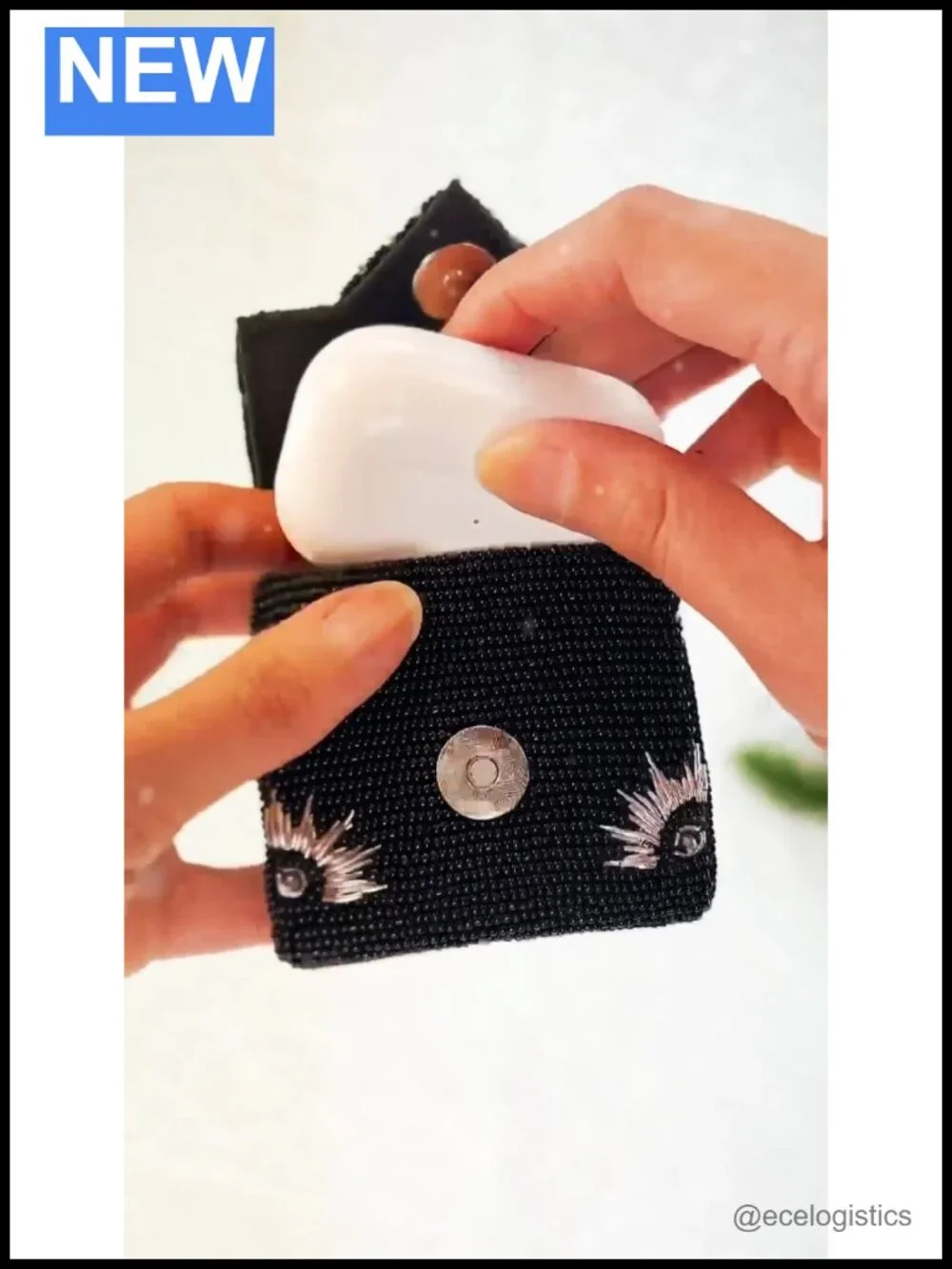 Hand-Beaded Queen of Hearts Crossbody Cell Phone Bag with Chain Strap